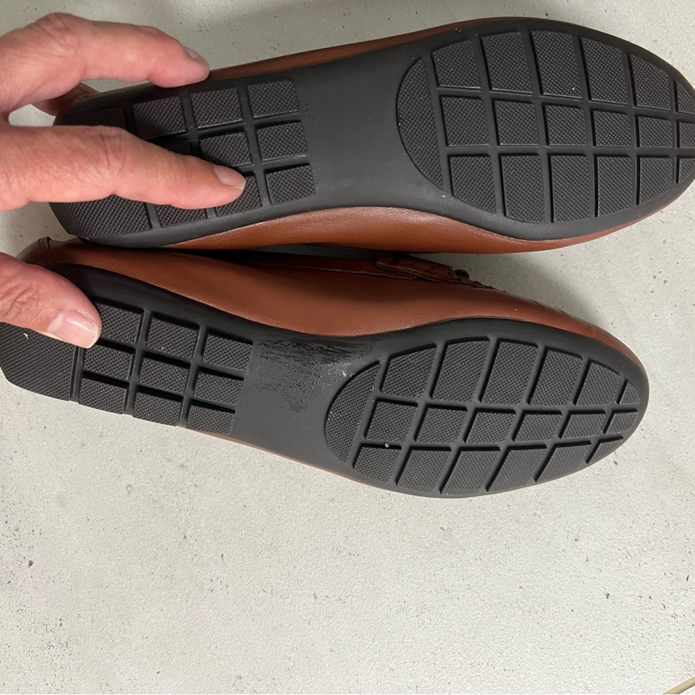 Like New Vaneli Leather Loafers - Picture 3 of 3